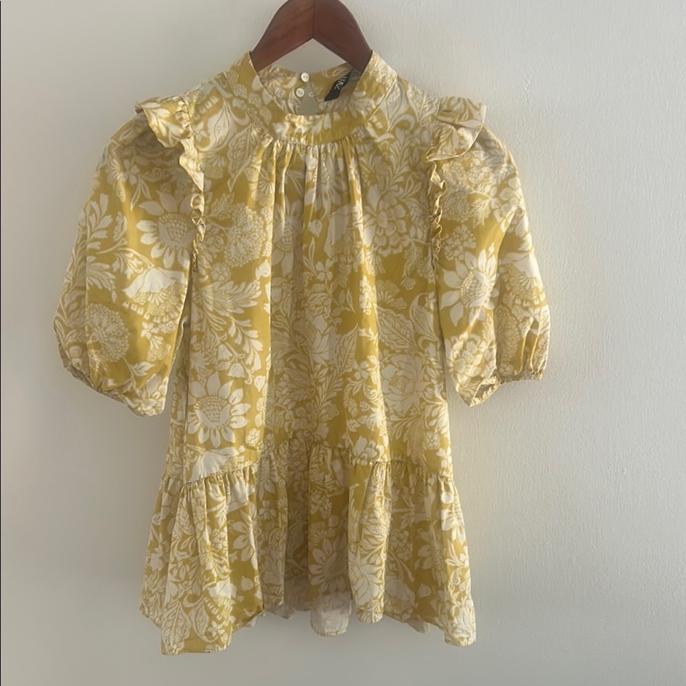 Zara Yellow and Cream Floral Blouse